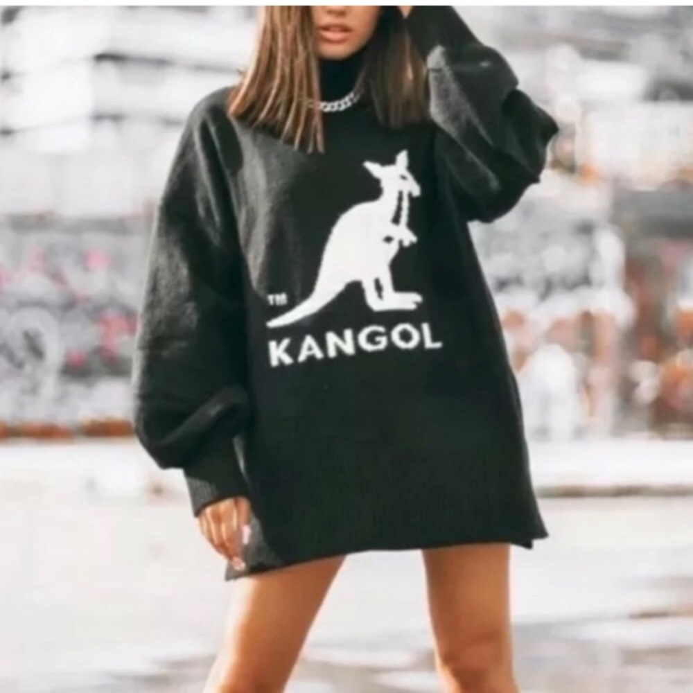• BLOGGER’S FAVORITE • KANGOL Sweater from H&M • MAKE AN OFFER 🖤 - Picture 2 of 16